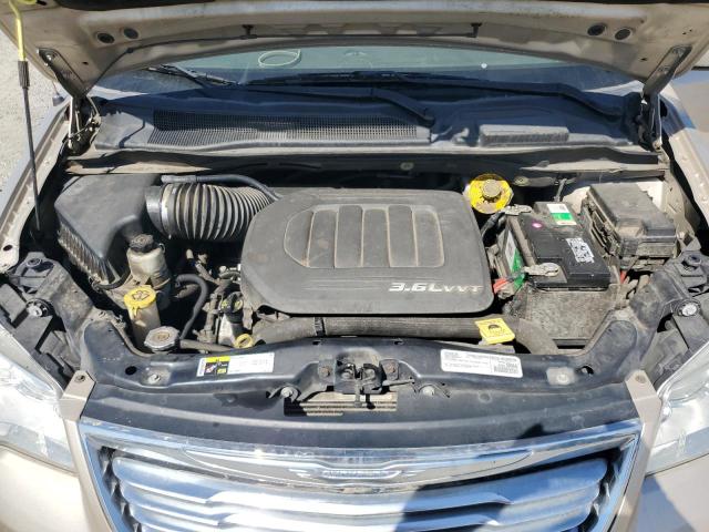 Photo 12 from auction – 2016 CHRYSLER TOWN & COU with VIN 2C4RC1BG2GR280955