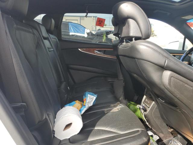 Photo 11 from auction – 2016 LINCOLN MKX RESERV with VIN 2LMTJ8LRXGBL60050