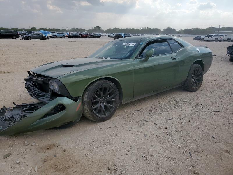 DODGE CHALLENGER 2018 with VIN 2C3CDZAG7JH272029 - Photo from auction