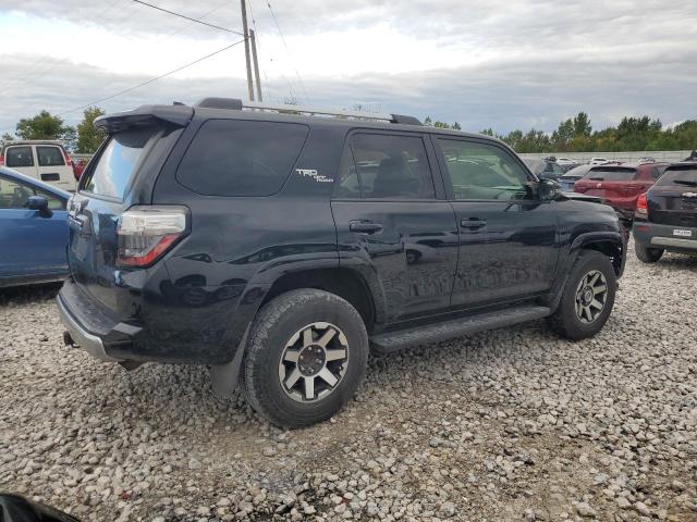 Photo 3 from auction – 2018 TOYOTA 4RUNNER SR with VIN JTEBU5JR1J5530095