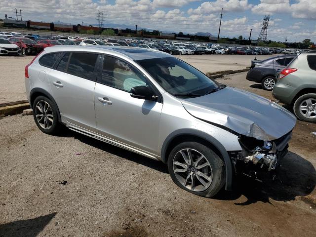 Photo 4 from auction – 2018 VOLVO V60 CROSS with VIN YV440MWK7J2057929