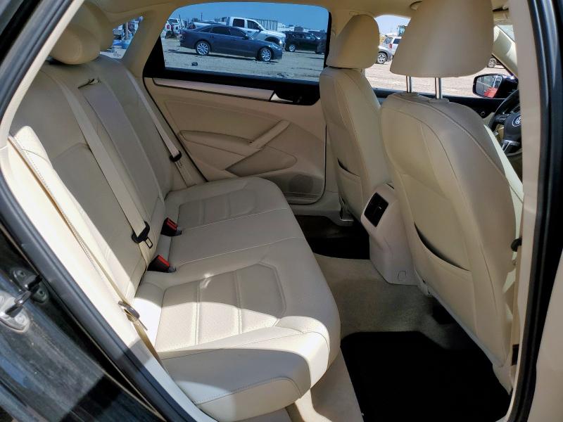 Photo 10 from auction – 2014 VOLKSWAGEN PASSAT SE with VIN 1VWBS7A34EC101890