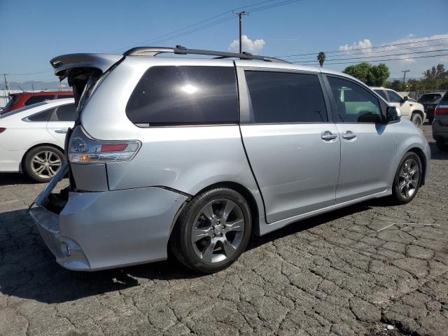 Photo 3 from auction – 2016 TOYOTA SIENNA SE with VIN 5TDXK3DC1GS743353