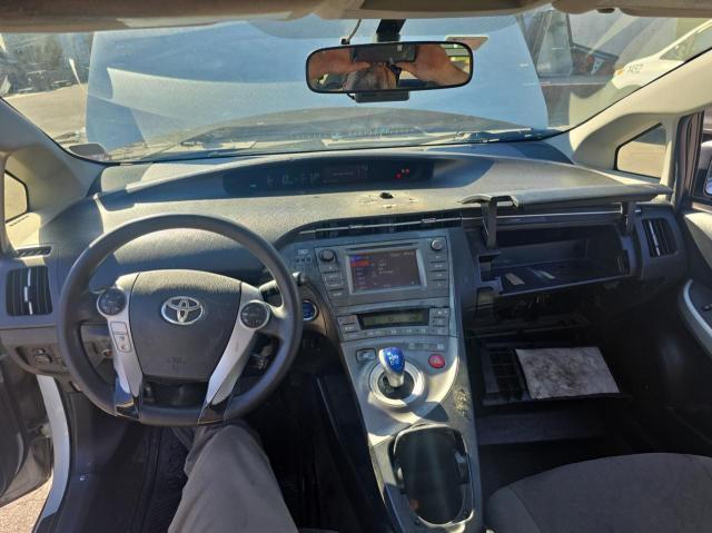 Photo 9 from auction – 2015 TOYOTA PRIUS with VIN JTDKN3DU4F1993045