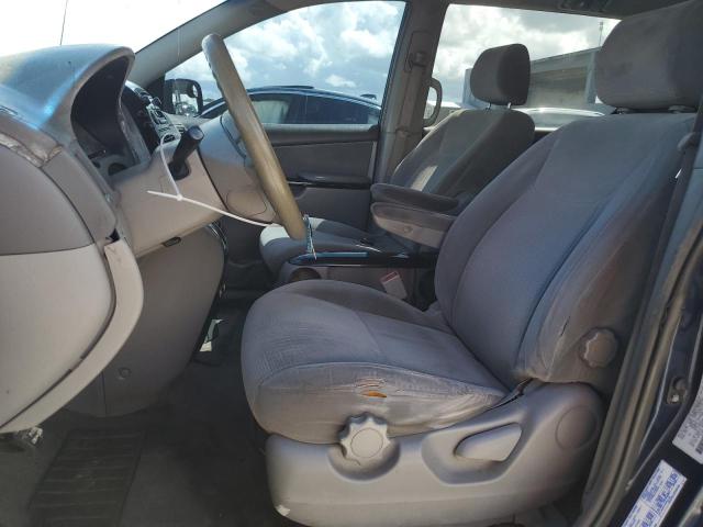 Photo 7 from auction – 2004 TOYOTA SIENNA CE with VIN 5TDZA23C44S021877