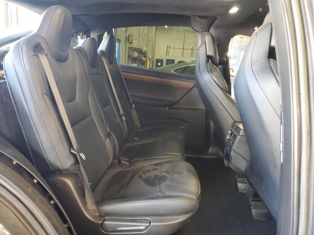 Photo 11 from auction – 2018 TESLA MODEL X with VIN 5YJXCDE28JF120168