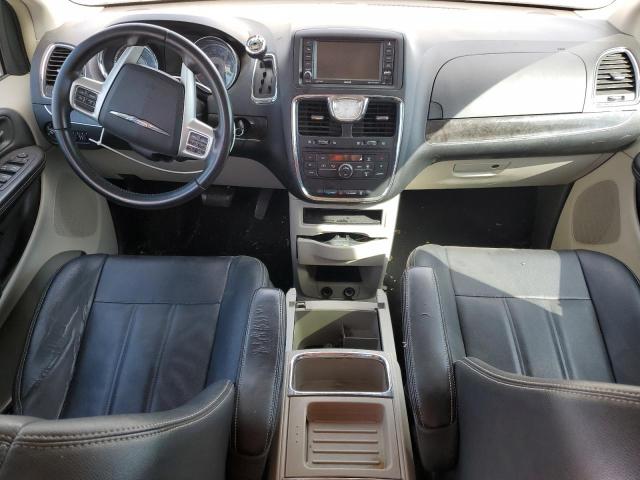 Photo 8 from auction – 2016 CHRYSLER TOWN & COU with VIN 2C4RC1BG2GR213207