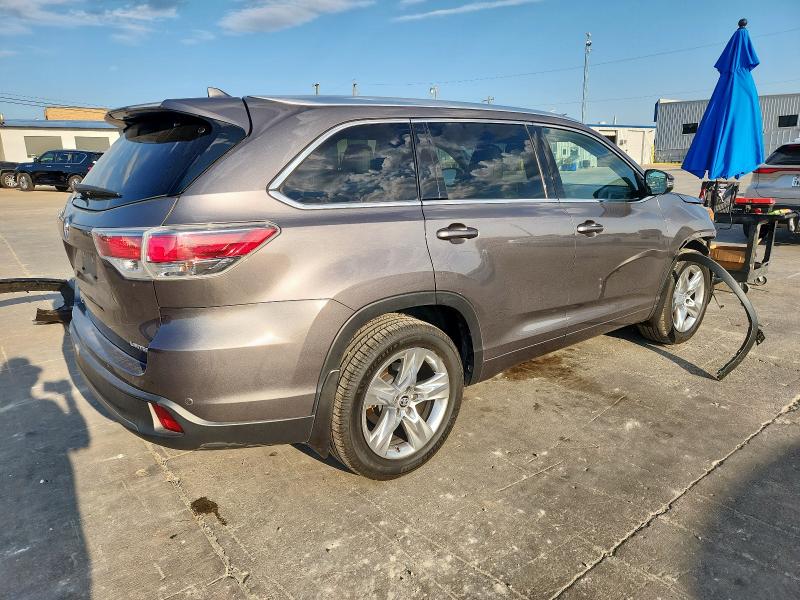 Photo 3 from auction – 2016 TOYOTA HIGHLANDER with VIN 5TDYKRFH9GS156379