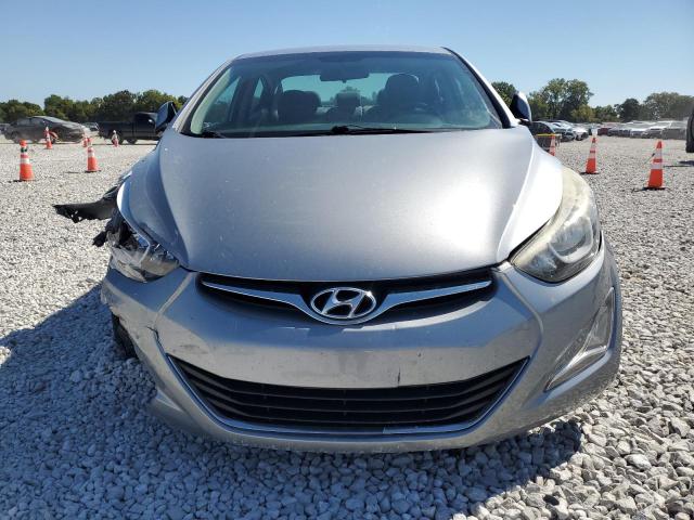 Photo 5 from auction – 2016 HYUNDAI ELANTRA SE with VIN 5NPDH4AE5GH709211