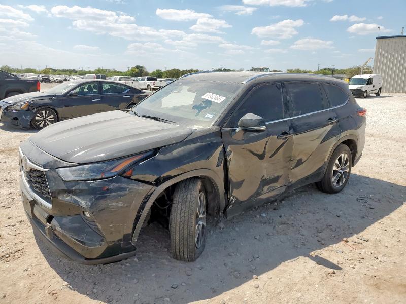 Photo 1 from auction – 2021 TOYOTA HIGHLANDER with VIN 5TDGZRAH0MS524619