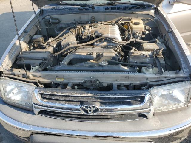Photo 12 from auction – 2001 TOYOTA 4RUNNER SR with VIN JT3GN86R710194908