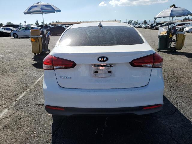 Photo 6 from auction – 2017 KIA FORTE LX with VIN 3KPFK4A70HE012157