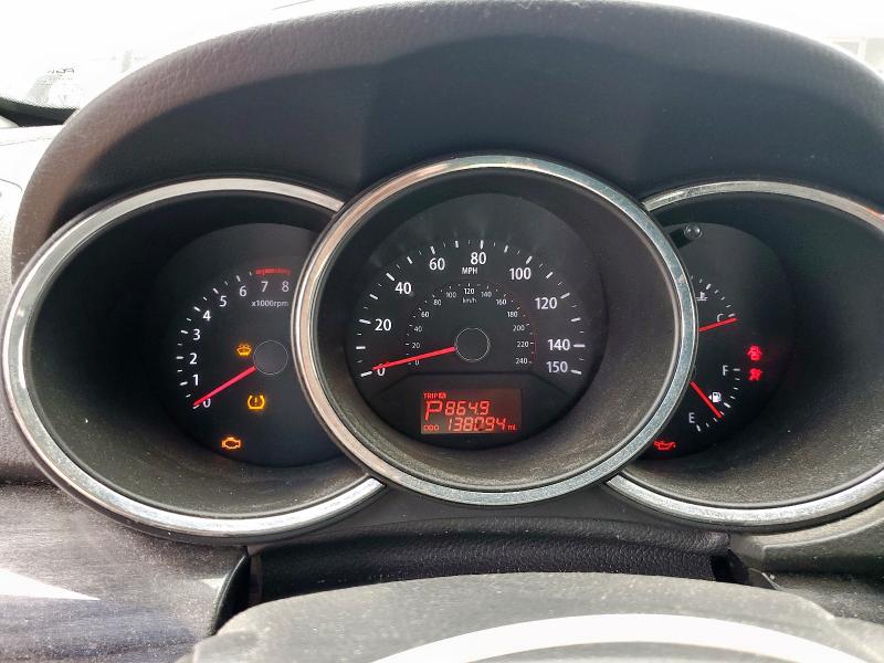 Photo 9 from auction – 2013 KIA SORENTO LX with VIN 5XYKTDA26DG338929
