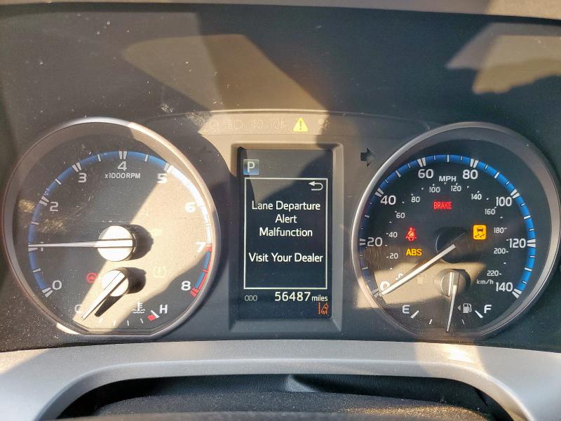 Photo 9 from auction – 2017 TOYOTA RAV4 LE with VIN 2T3ZFREV3HW385849