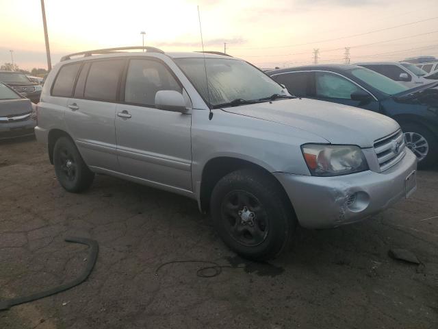 Foto 4 de la subasta – 2004 TOYOTA HIGHLANDER con VIN JTEHD21A840029208