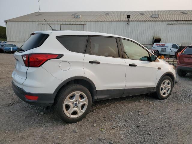 Photo 3 from auction – 2019 FORD ESCAPE S with VIN 1FMCU0F70KUB36450