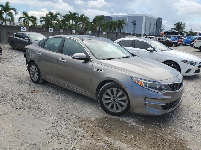 Photo 4 from auction – 2016 KIA OPTIMA EX with VIN 5XXGU4L34GG068472