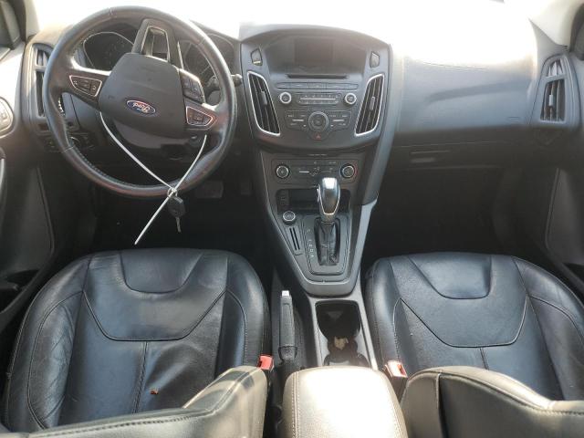 Zdjęcie 8 z aukcji – 2015 FORD FOCUS SE z VIN 1FADP3K25FL234211
