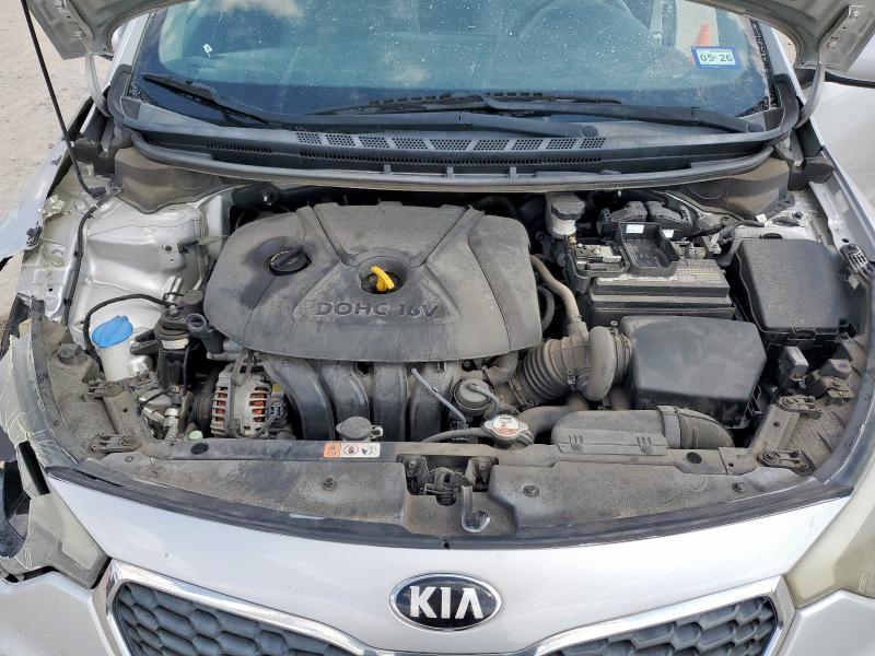 Photo 11 from auction – 2016 KIA FORTE LX with VIN KNAFK4A62G5539261