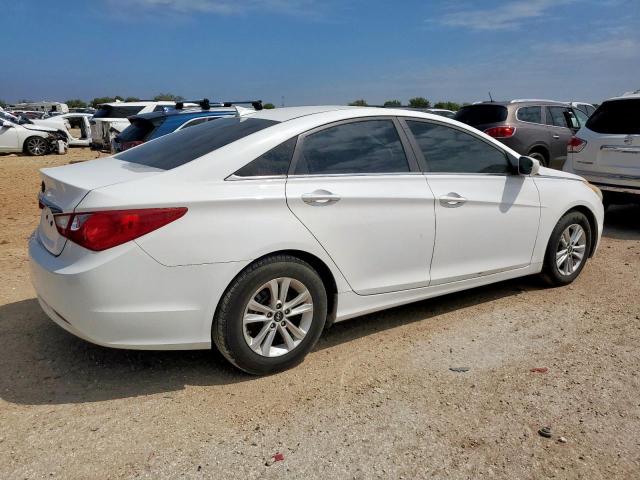 Photo 3 from auction – 2013 HYUNDAI SONATA GLS with VIN 5NPEB4AC2DH738424
