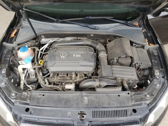 Photo 11 from auction – 2014 VOLKSWAGEN PASSAT S with VIN 1VWAT7A36EC044813