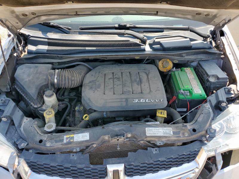 Photo 12 from auction – 2015 DODGE GRAND CARA with VIN 2C4RDGCG5FR556638