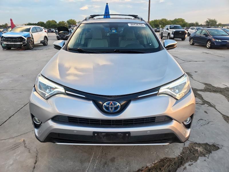 Photo 5 from auction – 2017 TOYOTA RAV4 LIMIT with VIN JTMDJREV3HD101996