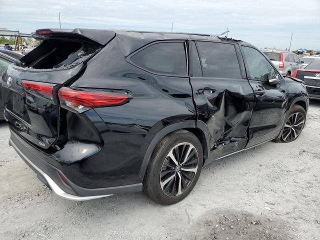 Photo 3 from auction – 2021 TOYOTA HIGHLANDER with VIN 5TDLZRAH5MS068051