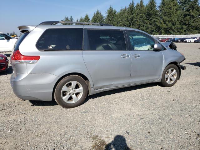 Photo 3 from auction – 2014 TOYOTA SIENNA LE with VIN 5TDKK3DC6ES463760