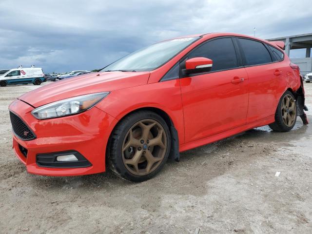 FORD FOCUS ST 2017 with VIN 1FADP3L9XHL228077 - Photo from auction