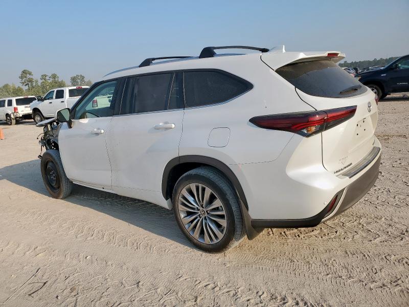 Photo 2 from auction – 2024 TOYOTA HIGHLANDER with VIN 5TDKDRAH2RS544080