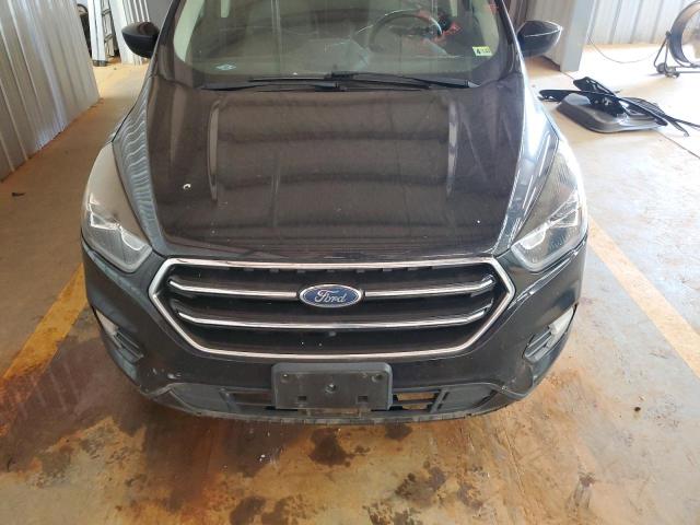 Photo 11 from auction – 2018 FORD ESCAPE SE with VIN 1FMCU0GD1JUB68522