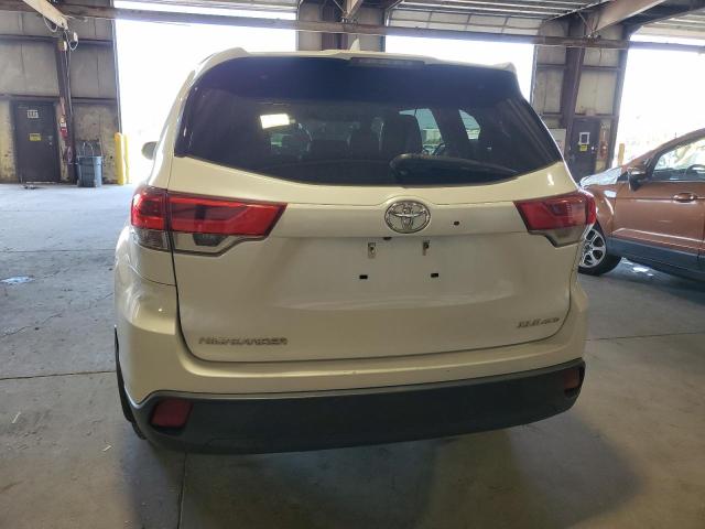 Photo 6 from auction – 2017 TOYOTA HIGHLANDER with VIN 5TDJZRFH3HS457616