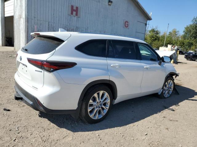 Photo 3 from auction – 2024 TOYOTA HIGHLANDER with VIN 5TDXBRCH1RS614922