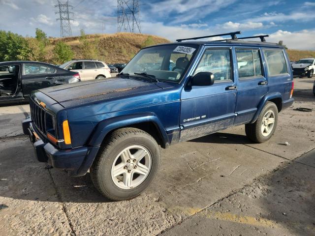 JEEP CHEROKEE C 2001 مع رقم تعريف المركبة 1J4FF58S41L568418 - صورة من المزاد