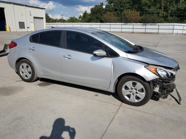 Photo 4 from auction – 2015 KIA FORTE LX with VIN KNAFX4A6XF5330060