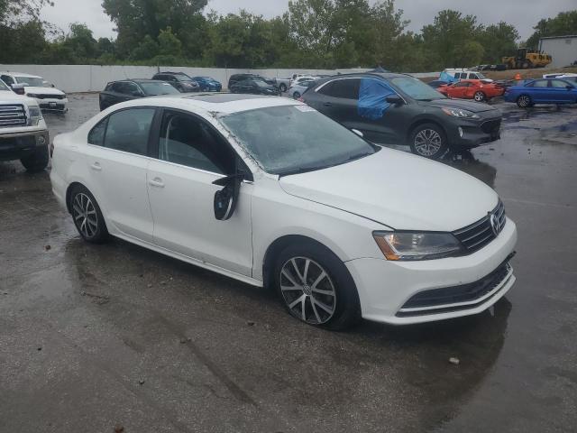 Photo 4 from auction – 2017 VOLKSWAGEN JETTA SE with VIN 3VWDB7AJ0HM305936