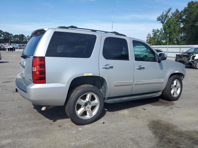 Photo 3 from auction – 2011 CHEVROLET TAHOE C150 with VIN 1GNSCAE03BR211696