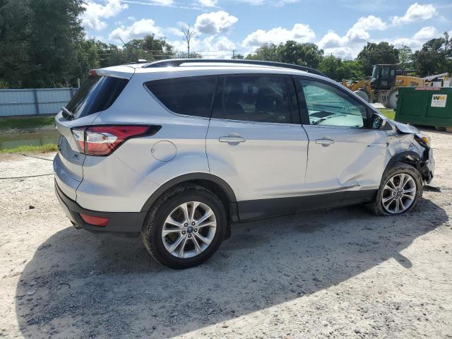 Photo 3 from auction – 2018 FORD ESCAPE SE with VIN 1FMCU0GD9JUB03921