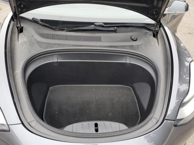 Photo 11 from auction – 2018 TESLA MODEL 3 with VIN 5YJ3E1EB7JF093200