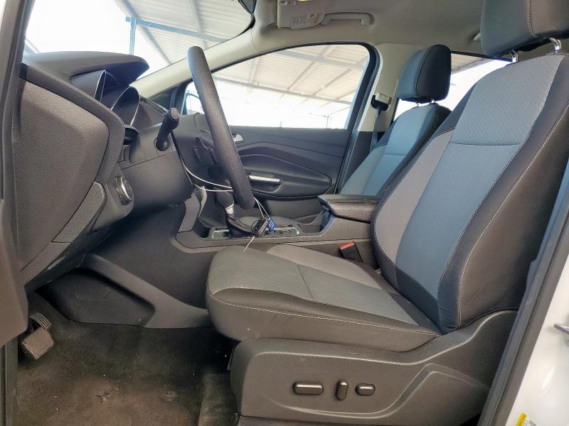 Photo 7 from auction – 2017 FORD ESCAPE SE with VIN 1FMCU0GD4HUD20321