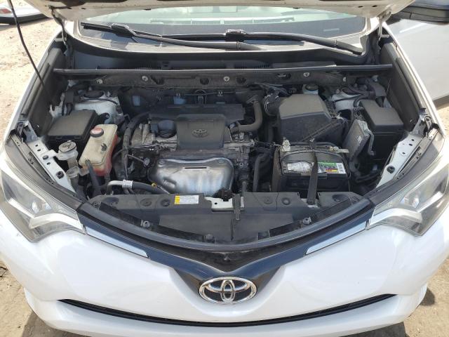 Photo 12 from auction – 2016 TOYOTA RAV4 LE with VIN JTMBFREV0GJ068478