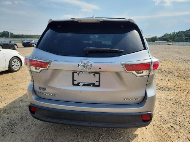 Photo 6 from auction – 2015 TOYOTA HIGHLANDER with VIN 5TDJKRFH8FS100675