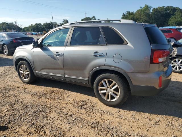 Photo 2 from auction – 2015 KIA SORENTO LX with VIN 5XYKT4A70FG564382