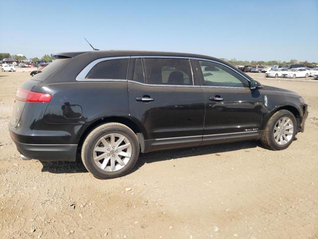 Photo 3 from auction – 2017 LINCOLN MKT with VIN 2LMHJ5NK0HBL01630