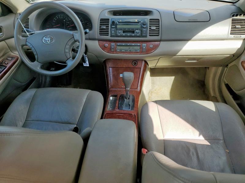 Photo 8 from auction – 2005 TOYOTA CAMRY LE with VIN 4T1BE32K05U547694