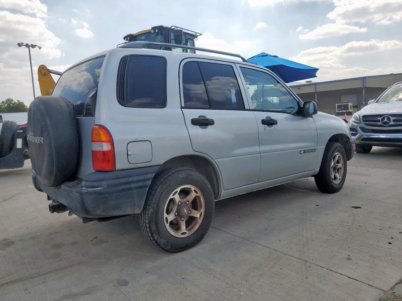 Photo 3 from auction – 1999 CHEVROLET TRACKER with VIN 2CNBJ13CXX6913167