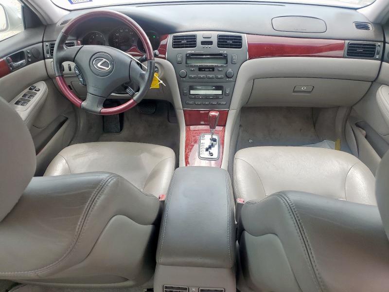 Photo 8 from auction – 2002 LEXUS ES 300 with VIN JTHBF30G020071321