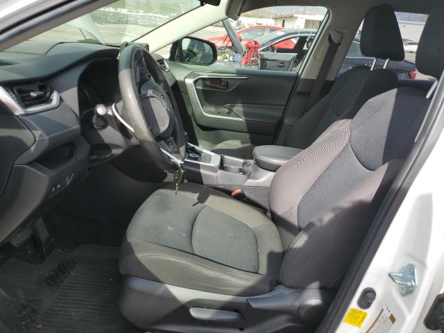 Photo 7 from auction – 2020 TOYOTA RAV4 LE with VIN JTMLWRFV9LD547025