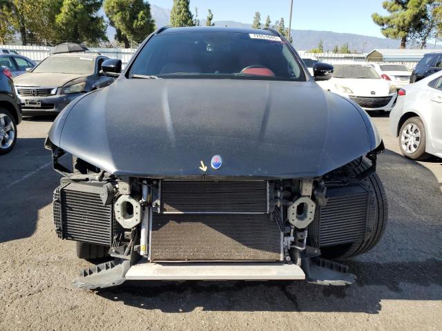 Photo 5 from auction – 2018 MASERATI LEVANTE with VIN ZN661XUA5JX302040